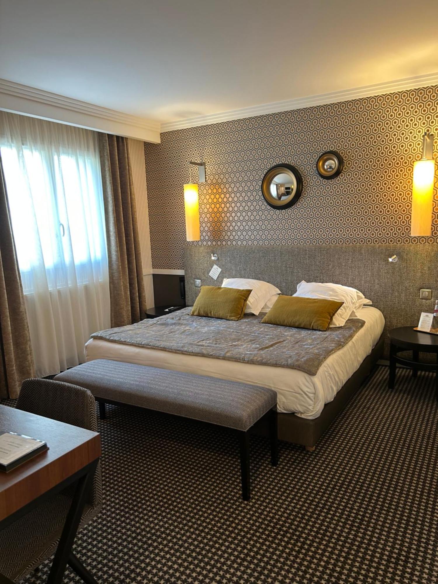 Hotel Jardin Le Pasteur Châlons-en-Champagne Kültér fotó