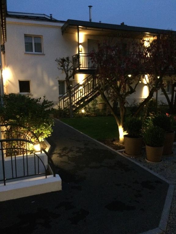Hotel Jardin Le Pasteur Châlons-en-Champagne Kültér fotó