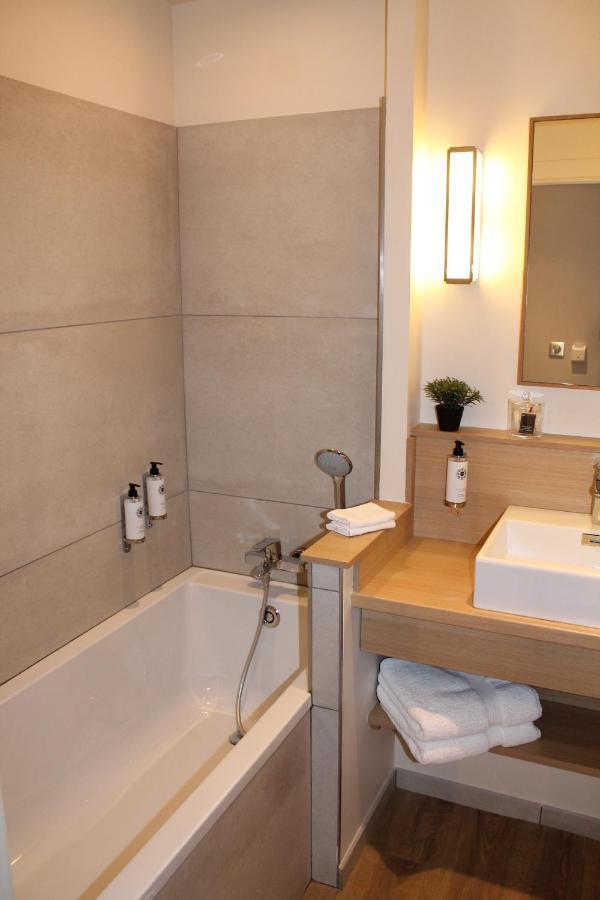 Hotel Jardin Le Pasteur Châlons-en-Champagne Kültér fotó